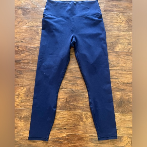 Fabletics Boost PowerHold® High-Waisted 7/8 Legging - Deep Navy/Multi - Medium - Picture 5 of 12